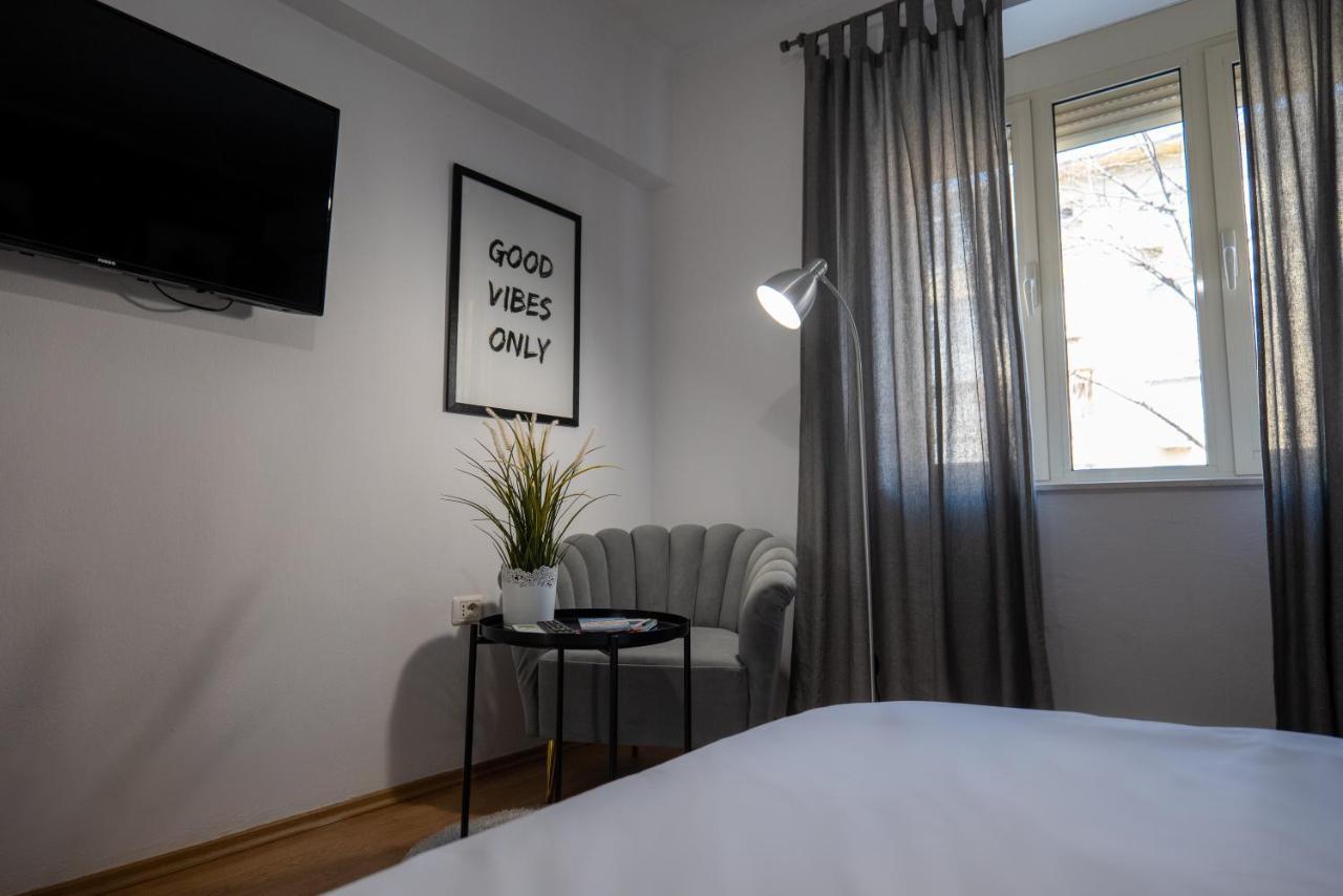 Skanderbeg Square App - The Nest Tiranë Ngoại thất bức ảnh